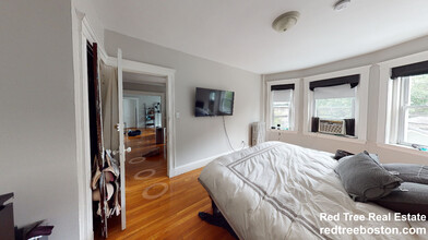 8 Gray St, Unit 5 in Cambridge, MA - Building Photo - Building Photo