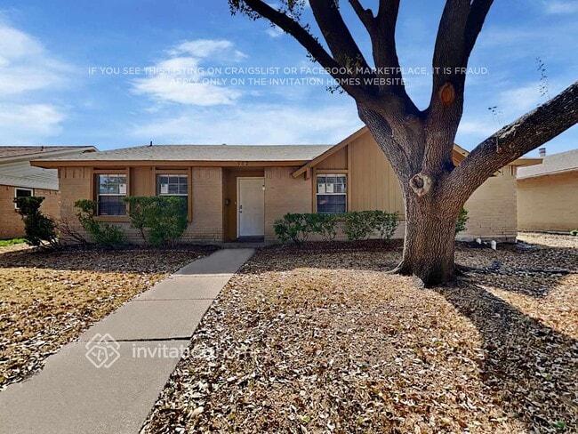 property at 502 Ivy Way
