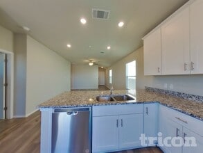 5205 Sidesaddle Dr in Georgetown, TX - Building Photo - Building Photo