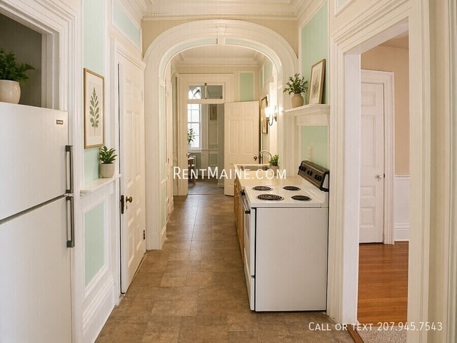 97 Broadway in Bangor, ME - Building Photo - Building Photo