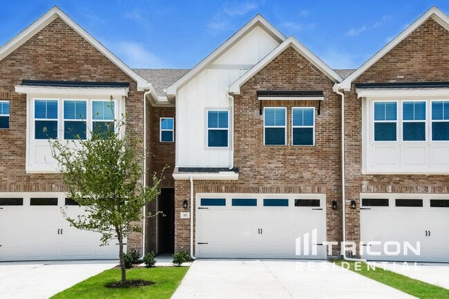 5476 Sandstone Dr