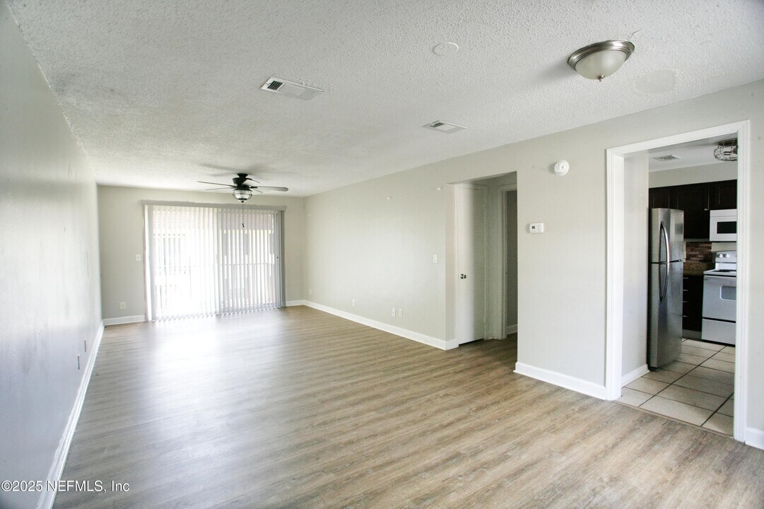 1716 El Camino Rd in Jacksonville, FL - Building Photo
