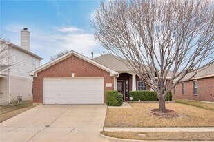 8505 Prairie Dawn Dr in Fort Worth, TX - Building Photo