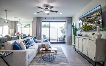 165 E Lexington Ave in Gilbert, AZ - Building Photo - Building Photo