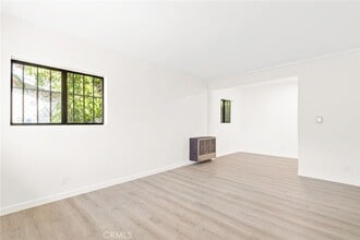 4310 1/2 Michigan Ave in East Los Angeles, CA - Building Photo - Building Photo