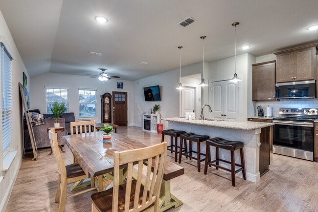 property at 108 Arrowhead Dr