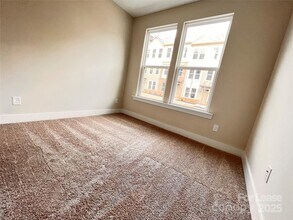 3011 Citizens Ln in Charlotte, NC - Building Photo - Building Photo