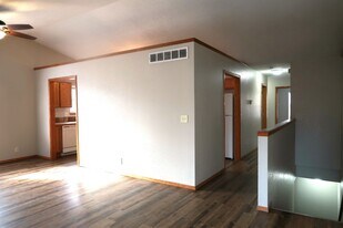 125 N Florence St in Wichita, KS - Building Photo