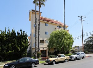 Lido Apartments - 4280 Lindblade Dr in Los Angeles, CA - Foto de edificio - Building Photo