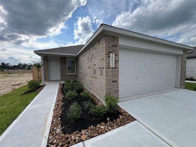 20027 Iron Winds St in Crosby, TX - Building Photo - Building Photo
