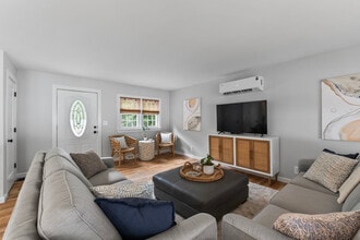 247 Berwick Rd in Ogunquit, ME - Building Photo - Building Photo