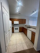 7025 Downspell Dr in Peoria, AZ - Foto de edificio - Building Photo