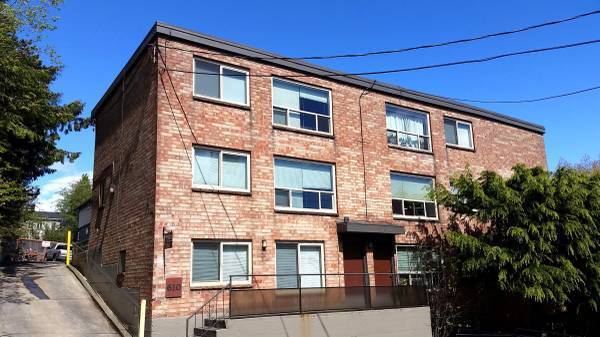 Highland Court in Seattle, WA - Building Photo - Building Photo