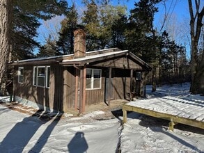 54 Jessup Rd in Warwick, NY - Building Photo - Building Photo