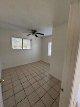 10134 Kirkglen Dr in Houston, TX - Building Photo - Building Photo