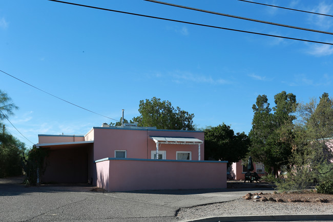 Cottage Court in Tucson, AZ - Building Photo - Building Photo