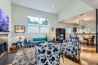 1211 W Mary St in Austin, TX - Building Photo - Building Photo