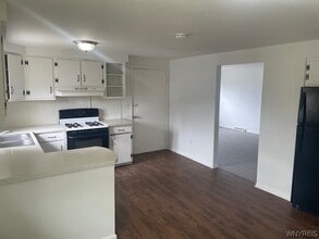 341 Sundridge Dr in Buffalo, NY - Building Photo - Building Photo