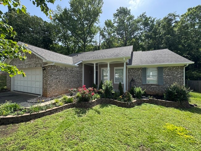 3206 Rheinwood Ct in Matthews, NC - Foto de edificio - Building Photo