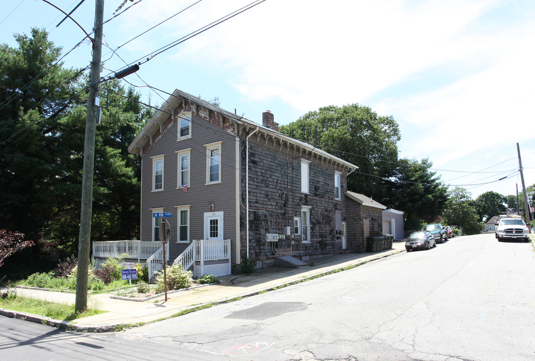 44 Franklin St in New London, CT - Foto de edificio