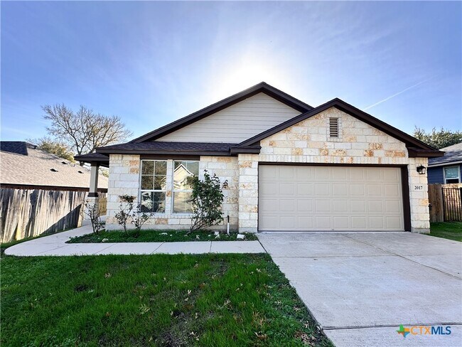 2017 Ridge View Dr in San Marcos, TX - Building Photo - Building Photo