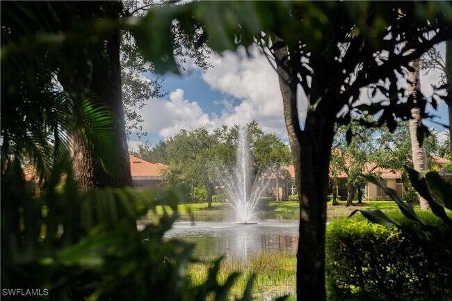 property at 5886 Paradise Cir