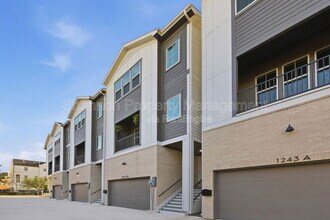 1243 W 23rd St in Houston, TX - Building Photo - Building Photo