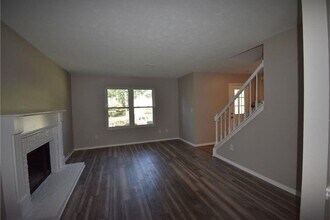 11305 Bramshill Dr in Alpharetta, GA - Foto de edificio - Building Photo