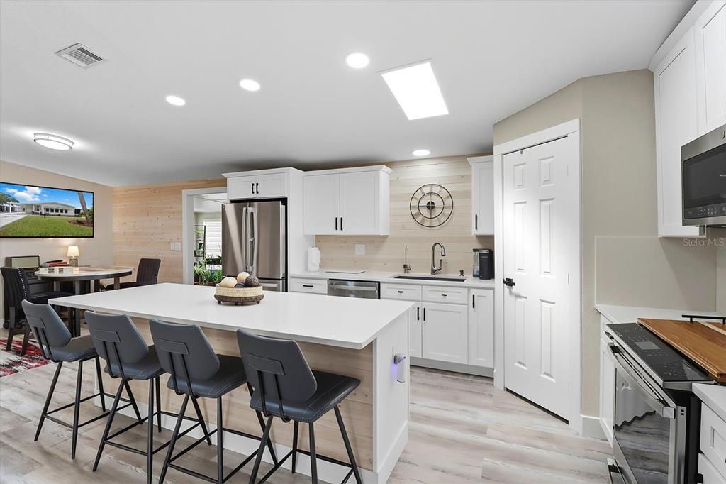720 Orchid St in Lady Lake, FL - Building Photo