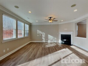 283 Averasboro Dr in Clayton, NC - Foto de edificio - Building Photo