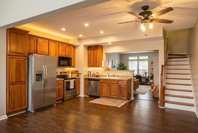 7718 Porter House Dr in Nashville, TN - Foto de edificio - Building Photo