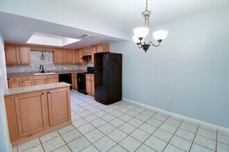 1455 Oak Pl in Apopka, FL - Building Photo - Building Photo