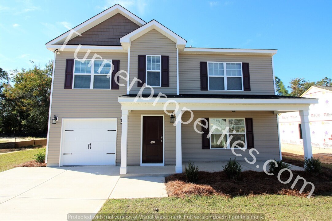 410 Finch Ln in Lexington, SC - Building Photo