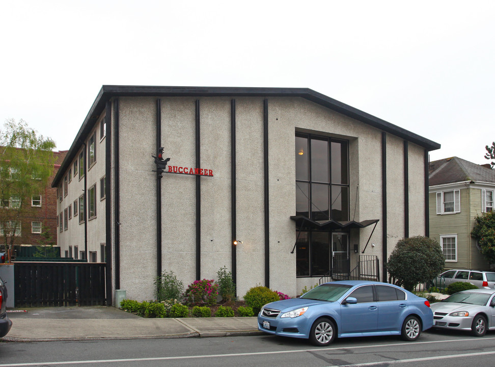 Buccaneer Apartments in Seattle, WA - Building Photo