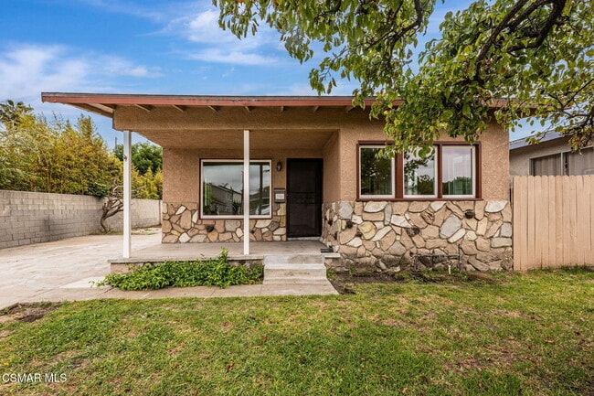 property at 12856 Rubens Ave