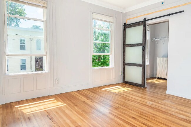539 Hamilton St in Albany, NY - Building Photo - Building Photo