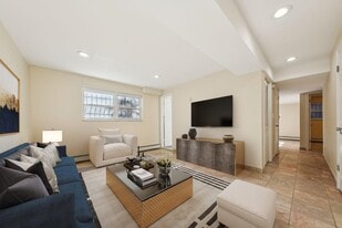 5 Fulton St in Weehawken, NJ - Building Photo