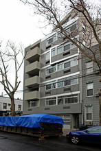 152-156 Skillman Ave in Brooklyn, NY - Building Photo - Building Photo