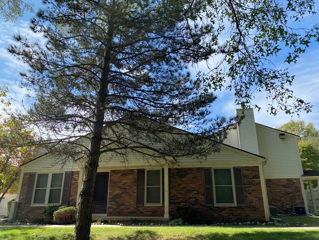 property at 7762 Lake Ridge Dr