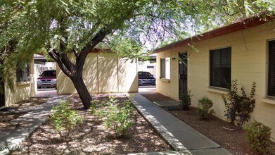 904 W Malibu Dr in Tempe, AZ - Building Photo - Building Photo