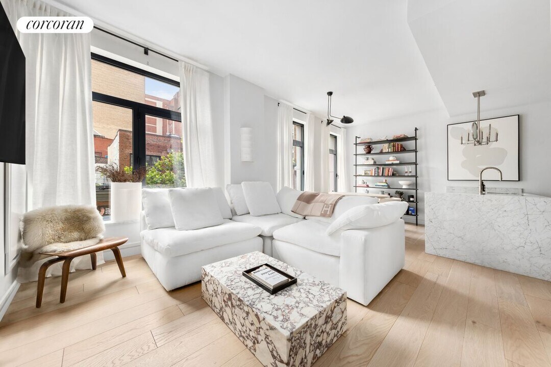 181 E 28th St in New York, NY - Building Photo
