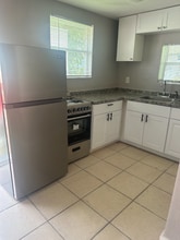 1064 N Tamiami Trl in North Fort Myers, FL - Building Photo - Building Photo
