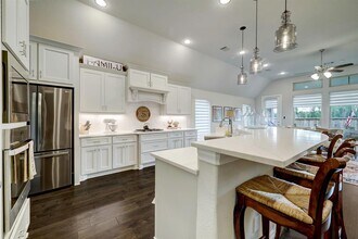 21825 Enchanted Rock Dr N in Porter, TX - Building Photo - Building Photo