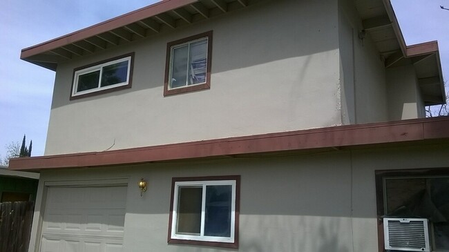 2417 Q St in Merced, CA - Building Photo - Building Photo