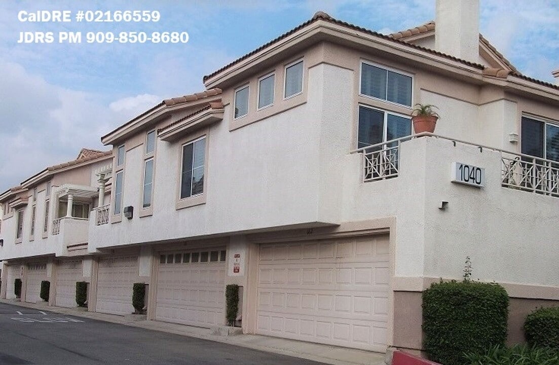 1040 Turner Ave in Ontario, CA - Building Photo