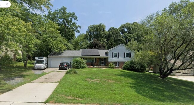 property at 16409 Grande Vista Dr