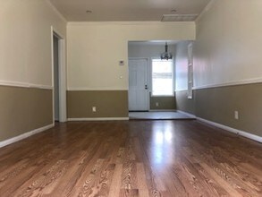 1644 S Garth Ave in Los Angeles, CA - Building Photo - Building Photo