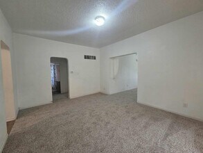 231 W 2nd St in Junction City, KS - Building Photo - Building Photo