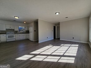 354 Emily Cir in Winder, GA - Building Photo - Building Photo