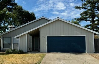 8604 Maple Grove Ct in Sacramento, CA - Building Photo